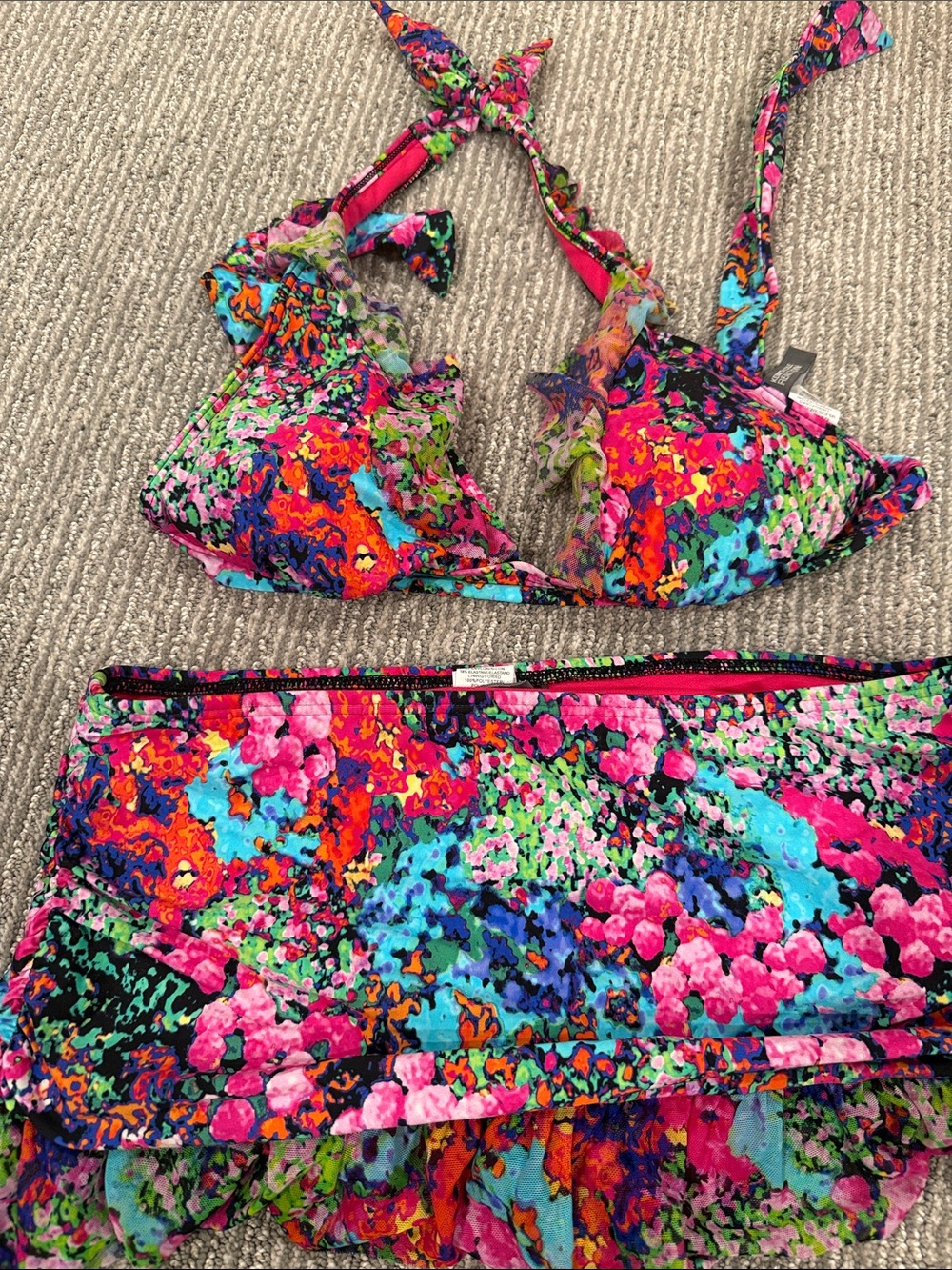 Kenneth Cole Reaction Hot Pink Floral-Trim Swim Top